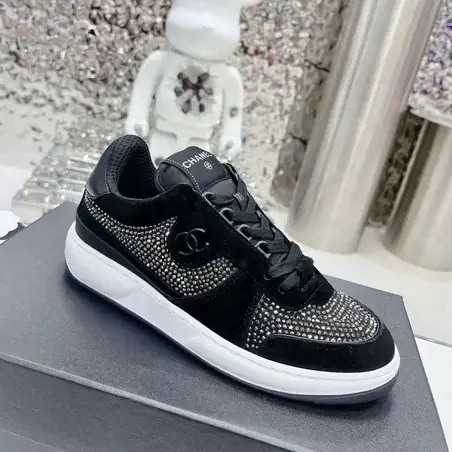 Chanel Chunky Sneakers en otro color