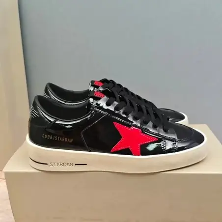 Zapatillas negras: Golden Goose