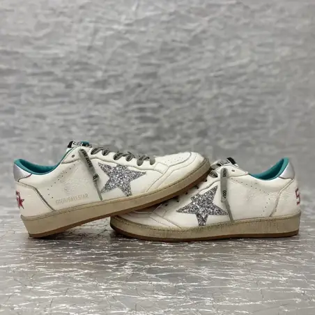Golden Goose Chunky Sneakers en otro color