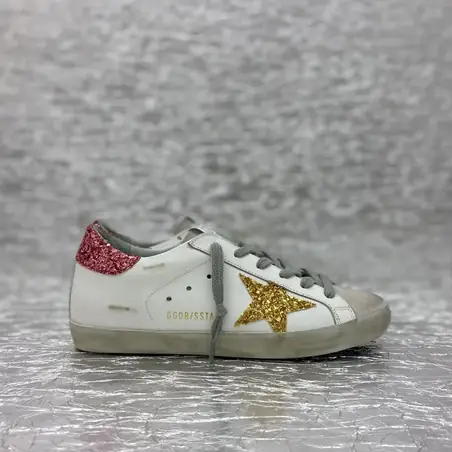 Golden Goose Deluxe Brand Chunky Sneakers en otro color