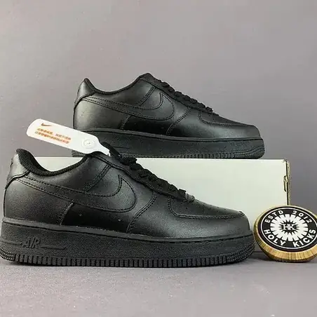 Zapatillas negras: Lacoste