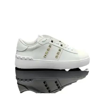 Valentino sneakers en otro color